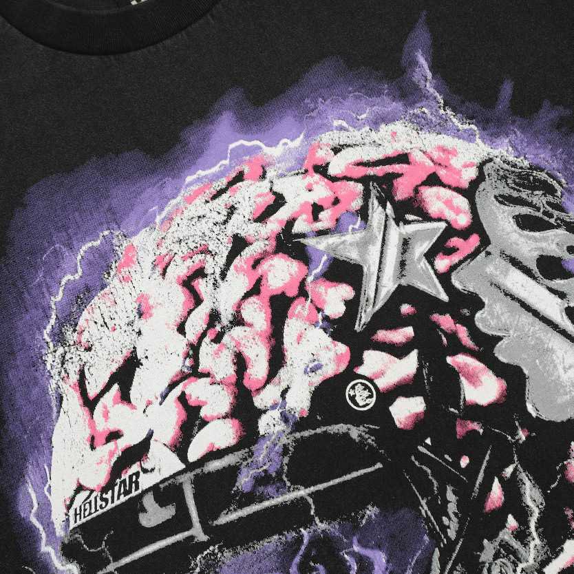 Hellstar Helmet Short Sleeve Tee - DopestKickz