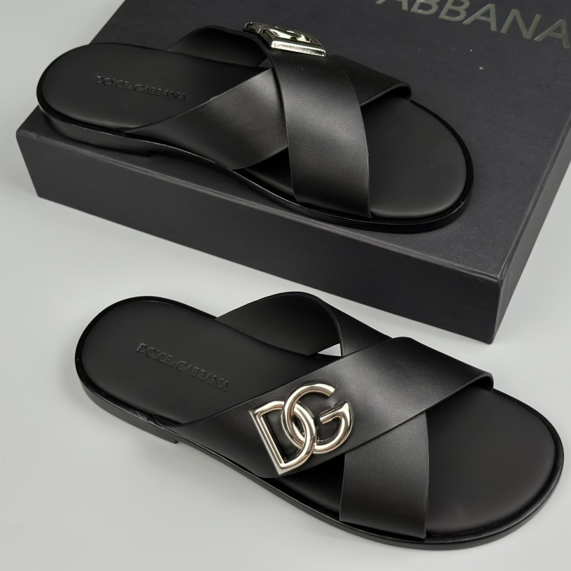 Dolce & Gabbana Logo-plaque Cross-over Leather Sandals - DopestKickz