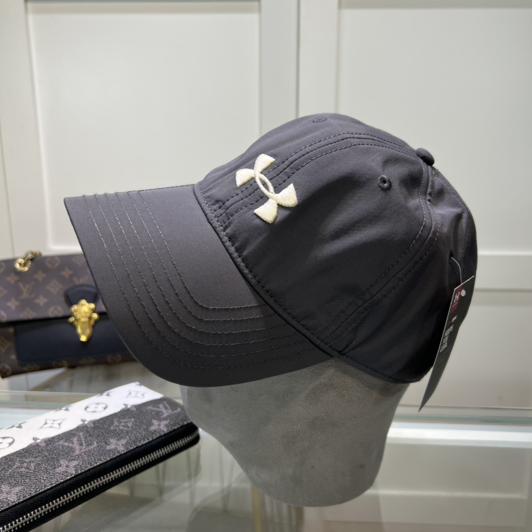 Under Armour Cap - DopestKickz