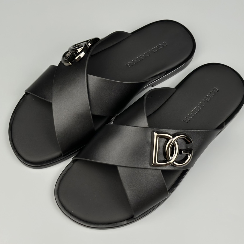 Dolce & Gabbana Logo-plaque Cross-over Leather Sandals - DopestKickz