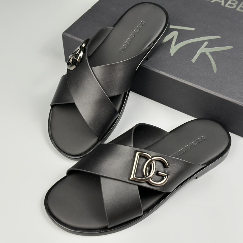 Dolce & Gabbana Logo-plaque Cross-over Leather Sandals - DopestKickz