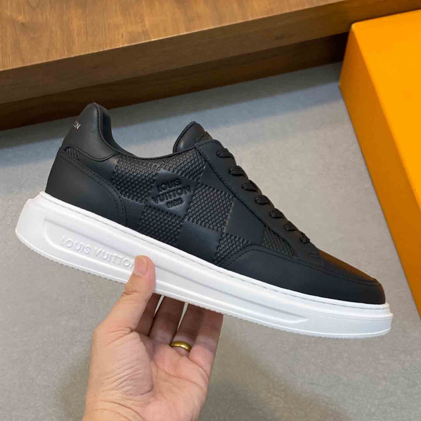 Louis Vuitton Beverly Hills Sneaker   1ACQGO - DopestKickz