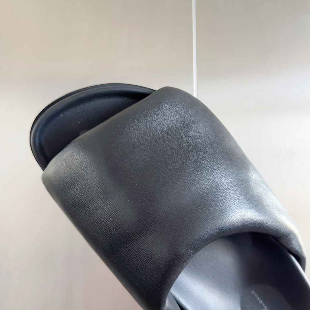 Rick Owens Puffer Slide In Black - DopestKickz