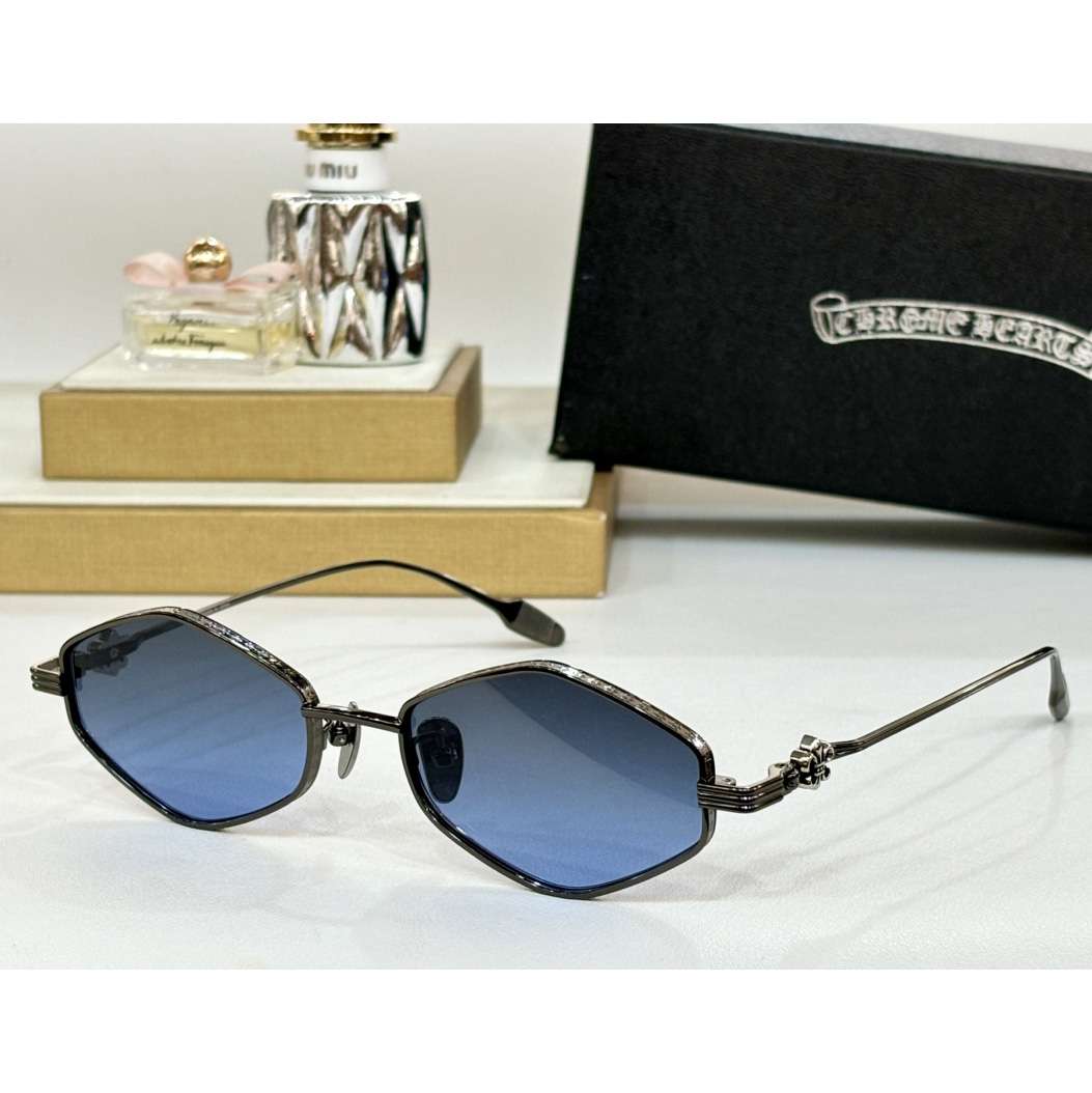 Chrome Heart CH8286 Sunglasses - DopestKickz