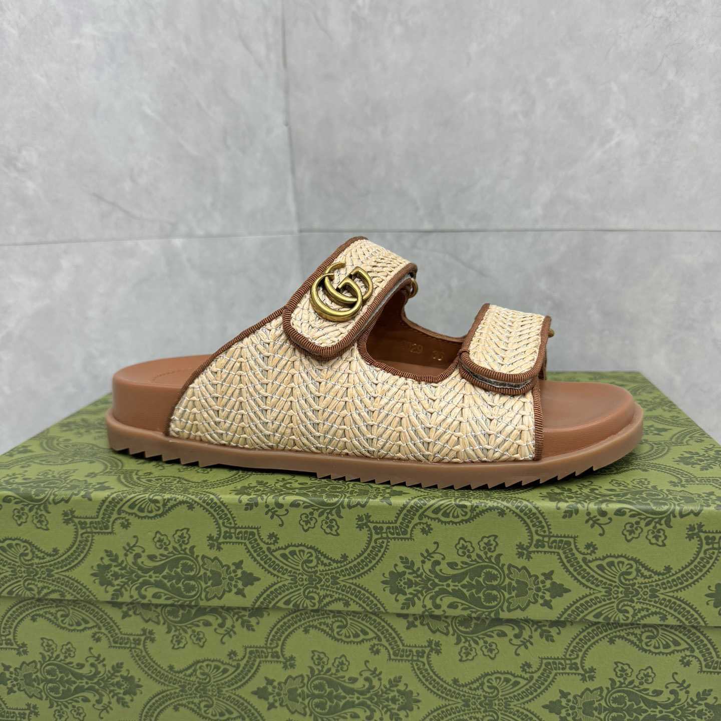 Gucci Sandal With Double G   - DopestKickz