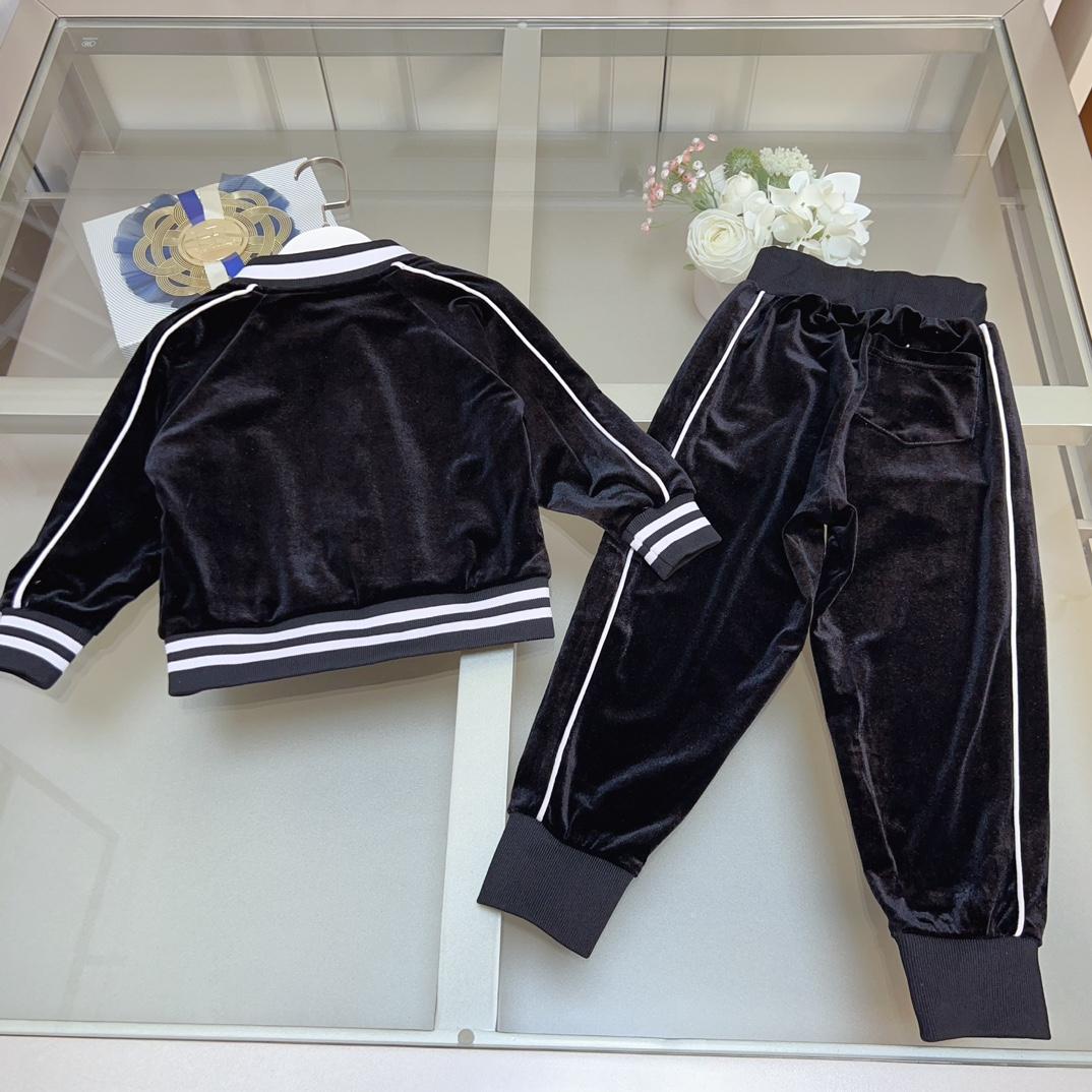 Moncler Kid's Suit - DopestKickz