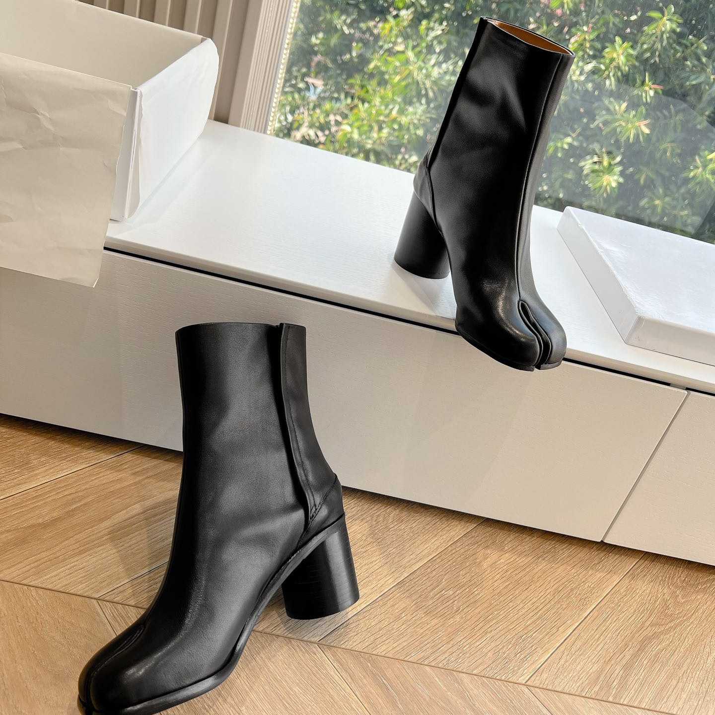 Maison Margiela Tabi Ankle Boots - DopestKickz