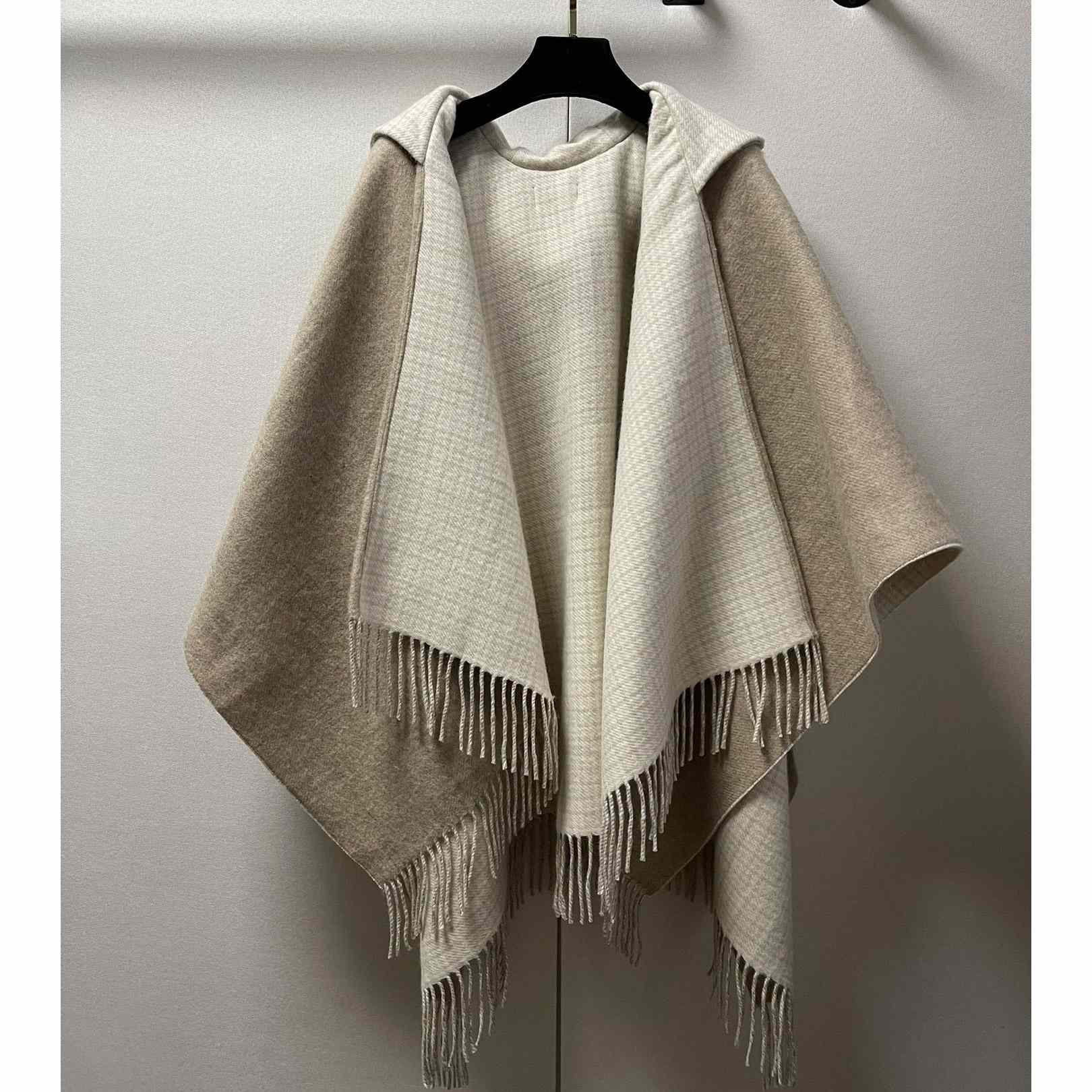 Fendi Poncho  140*160cm - DopestKickz