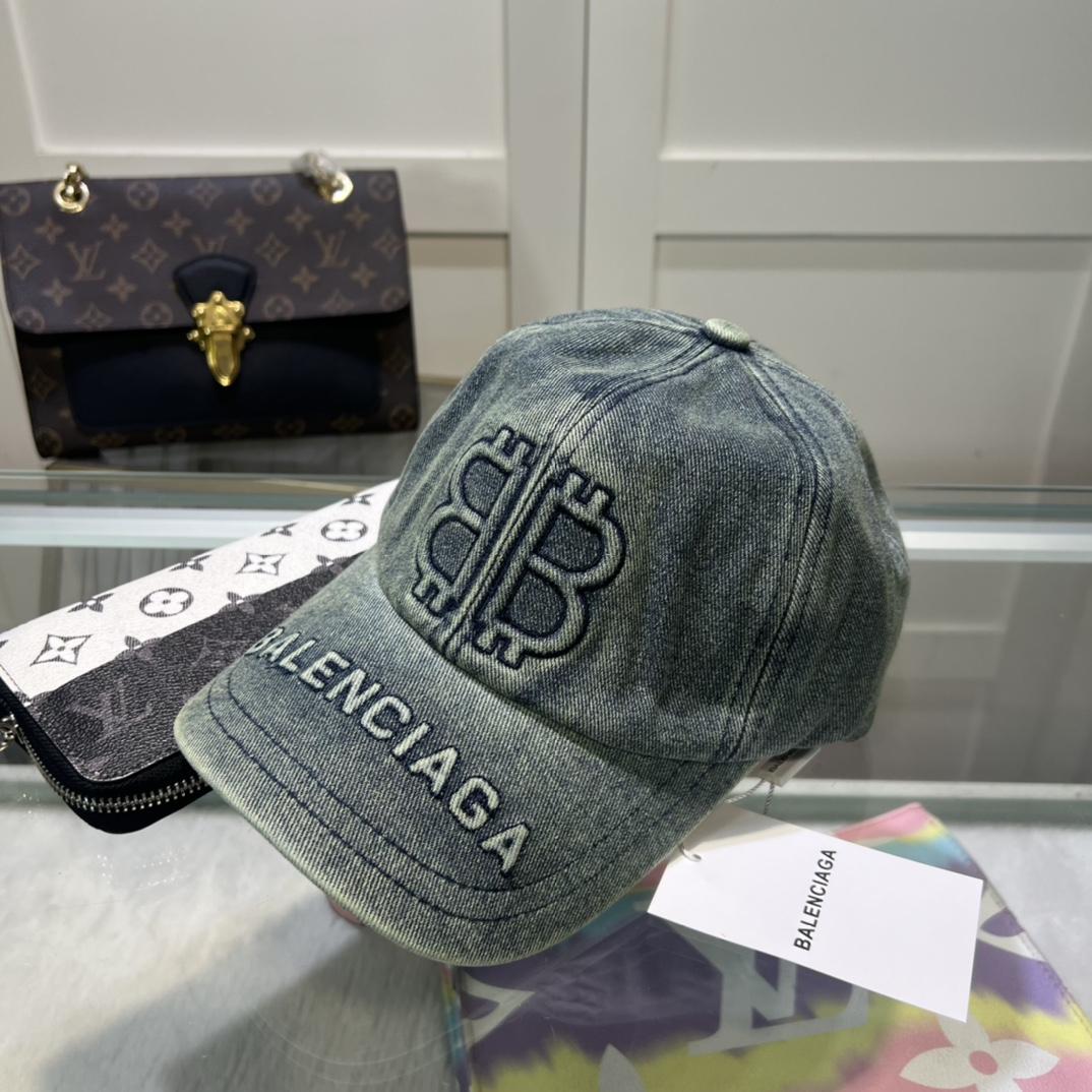 Balenciaga Cap - DopestKickz