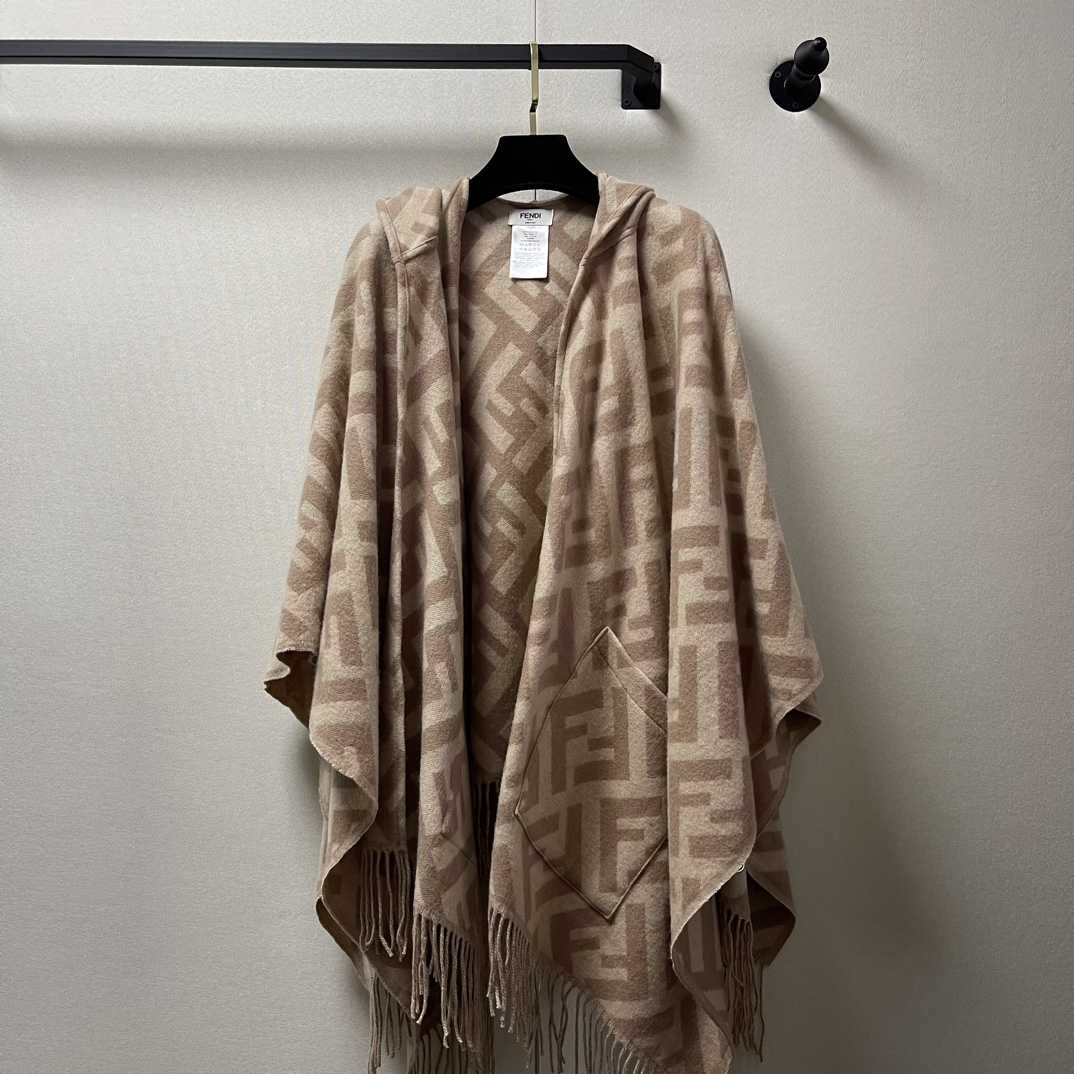 Fendi Poncho - DopestKickz