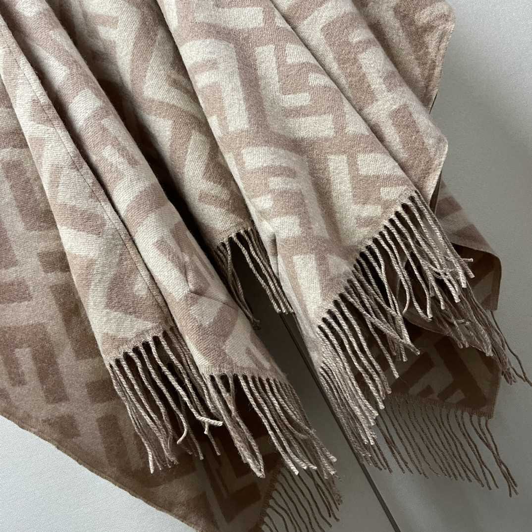 Fendi Poncho - DopestKickz