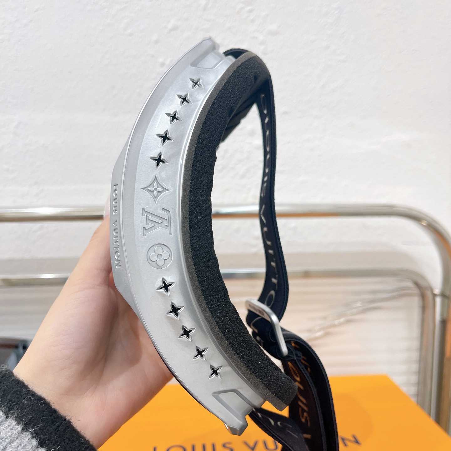 Louis Vuitton LV Snow Mask     - DopestKickz