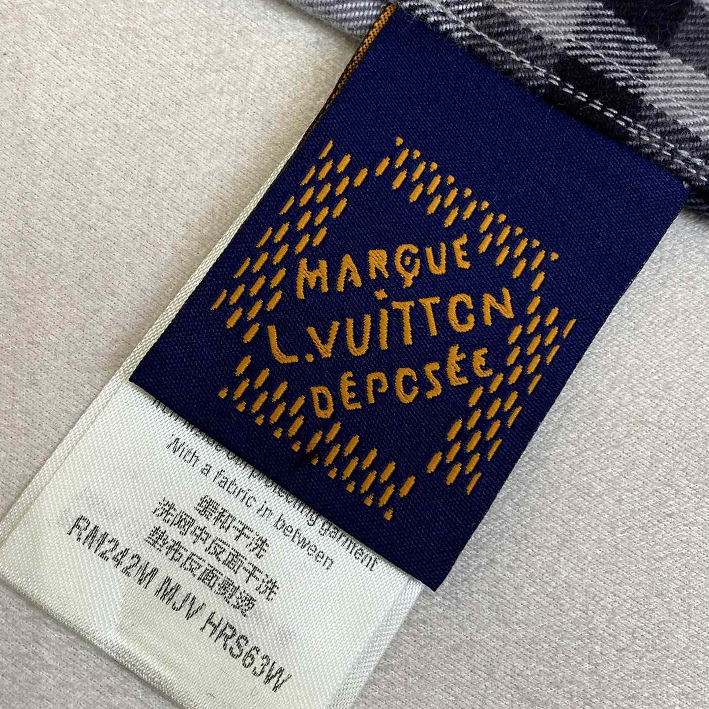 Louis Vuitton Long-Sleeved Cotton Flannel Shirt   1AFXSW - DopestKickz