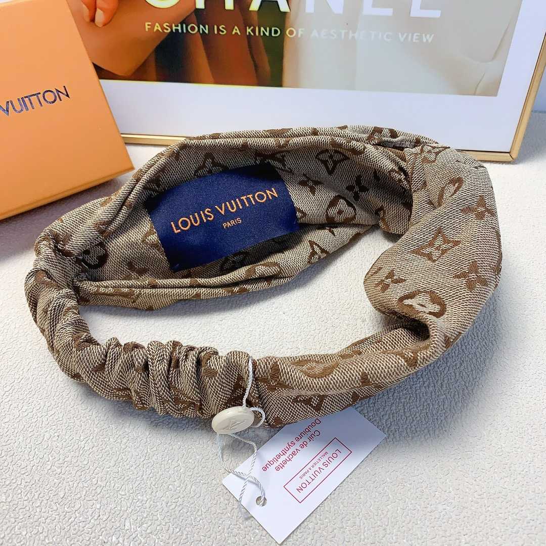 Louis Vuitton headband - DopestKickz