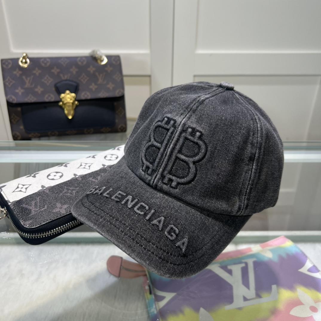 Balenciaga Cap - DopestKickz
