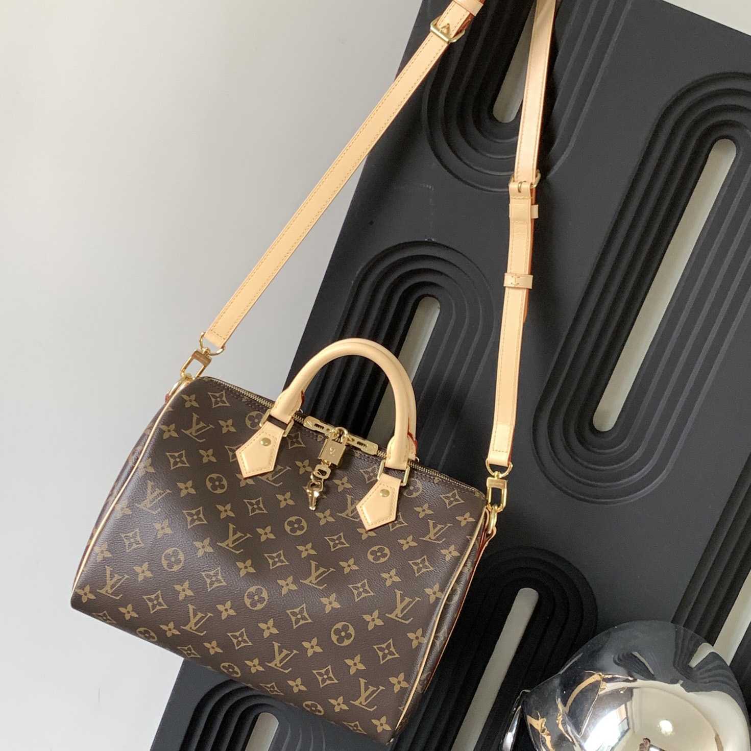 Louis Vuitton Speedy Bandoulière 30    M41112 - DopestKickz
