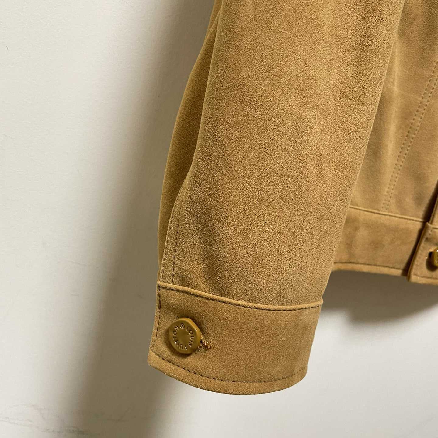 Louis Vuitton LVSE Suede Denim Jacket   1AA5LV - DopestKickz