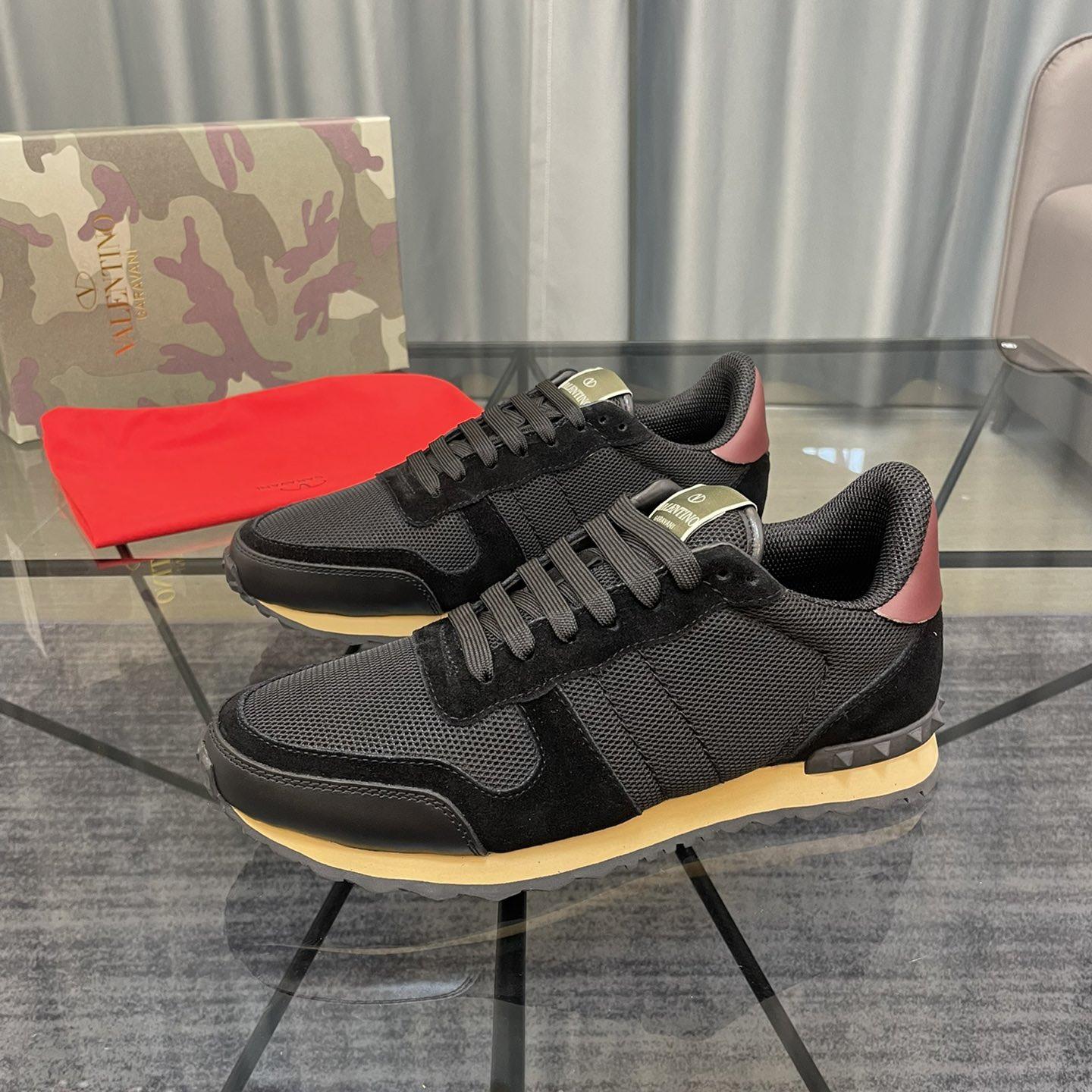 Valent Garavani Rockrunner Sneaker  - DopestKickz
