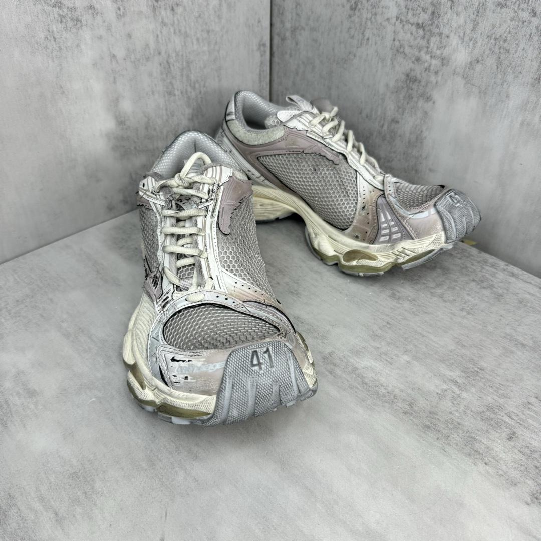 Balenciaga Stapler Sneaker In Beige/grey  - DopestKickz
