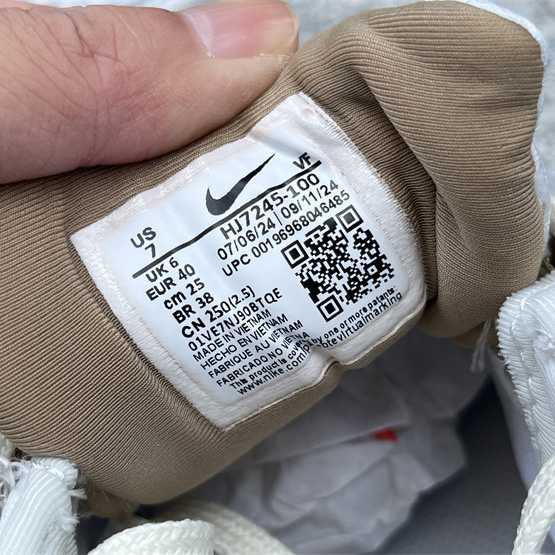 Nike V2K Sneaker    HJ7245-100 - DopestKickz