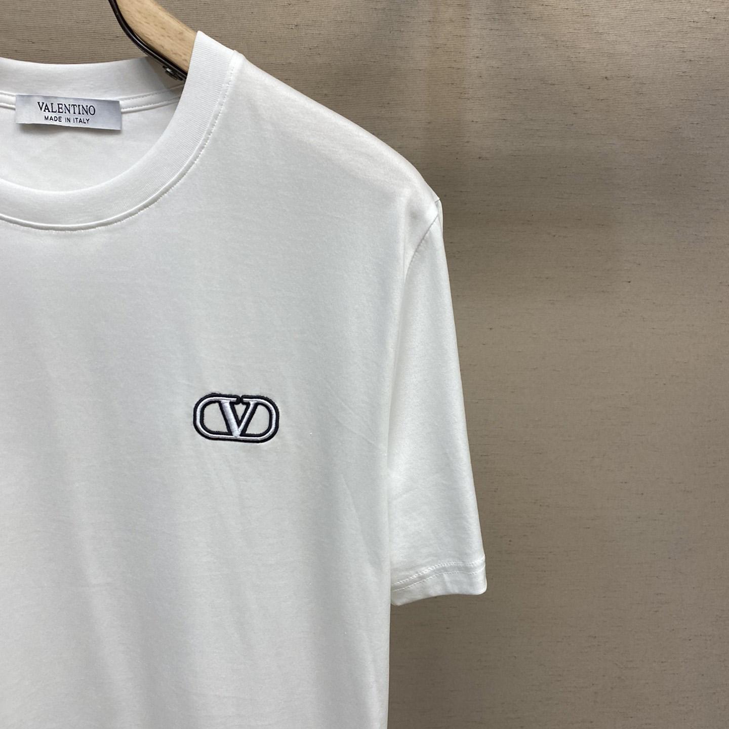  Valenti Cotton T-shirt with VLogo Signature Patch - DopestKickz