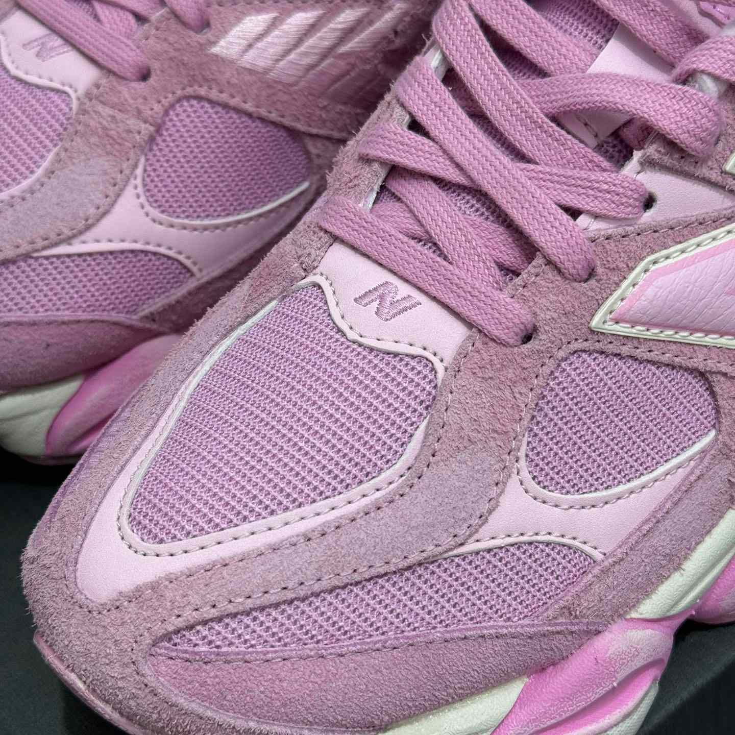 New Balance NB9060 Sneakers      U9060APP - DopestKickz
