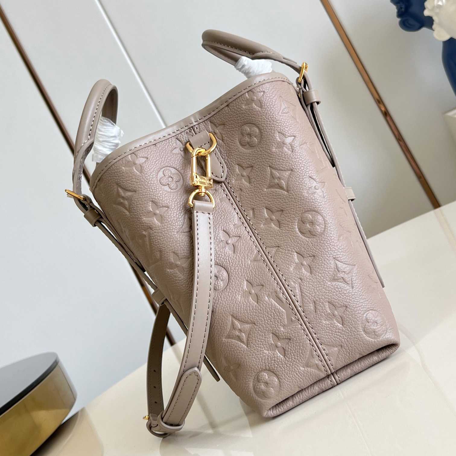 Louis Vuitton Babylone Tote PM   M11463 - DopestKickz