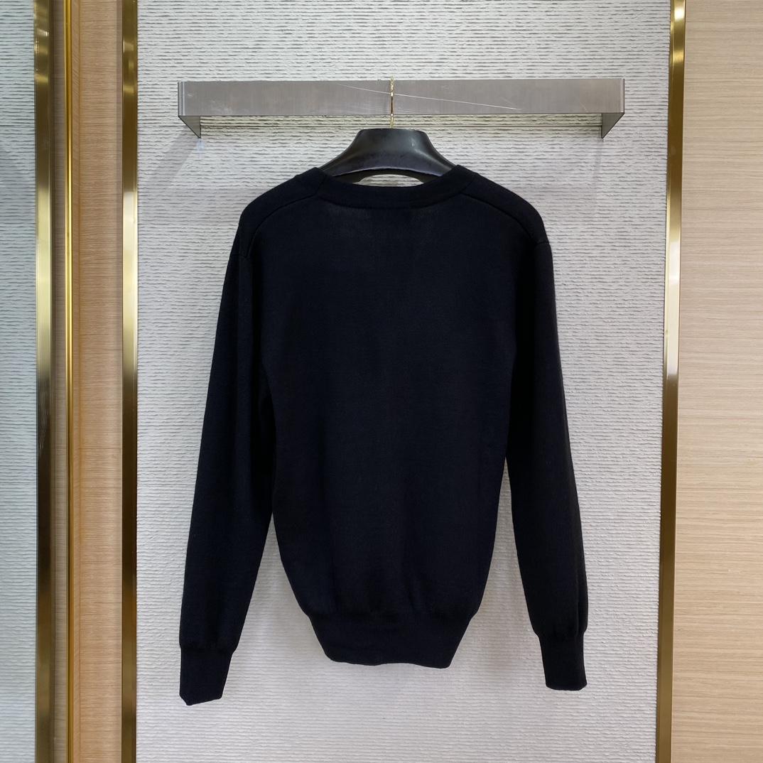 Gucci Double Wool Cardigan With Embroidery - DopestKickz