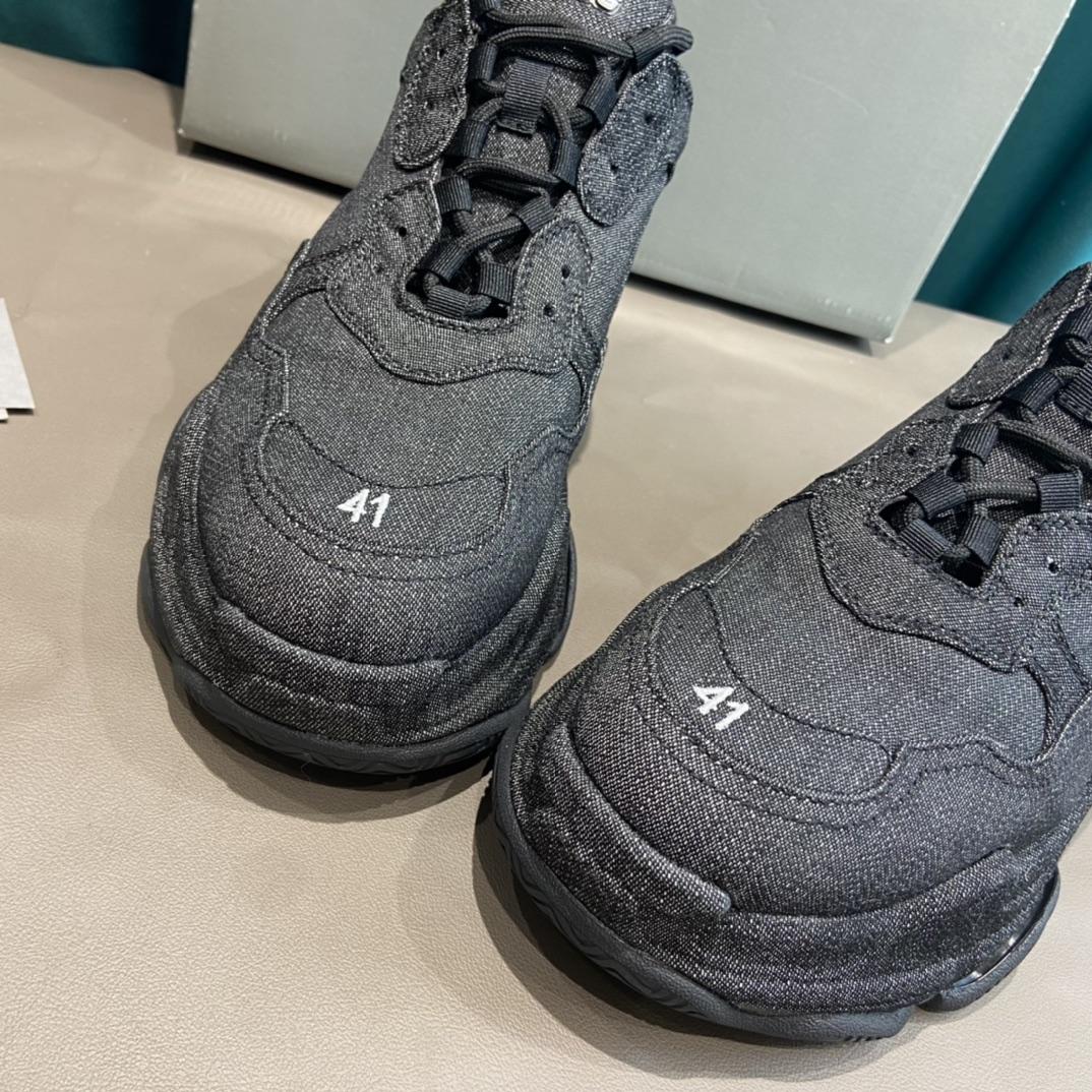 Balenciaga Triple S Sneaker  - DopestKickz