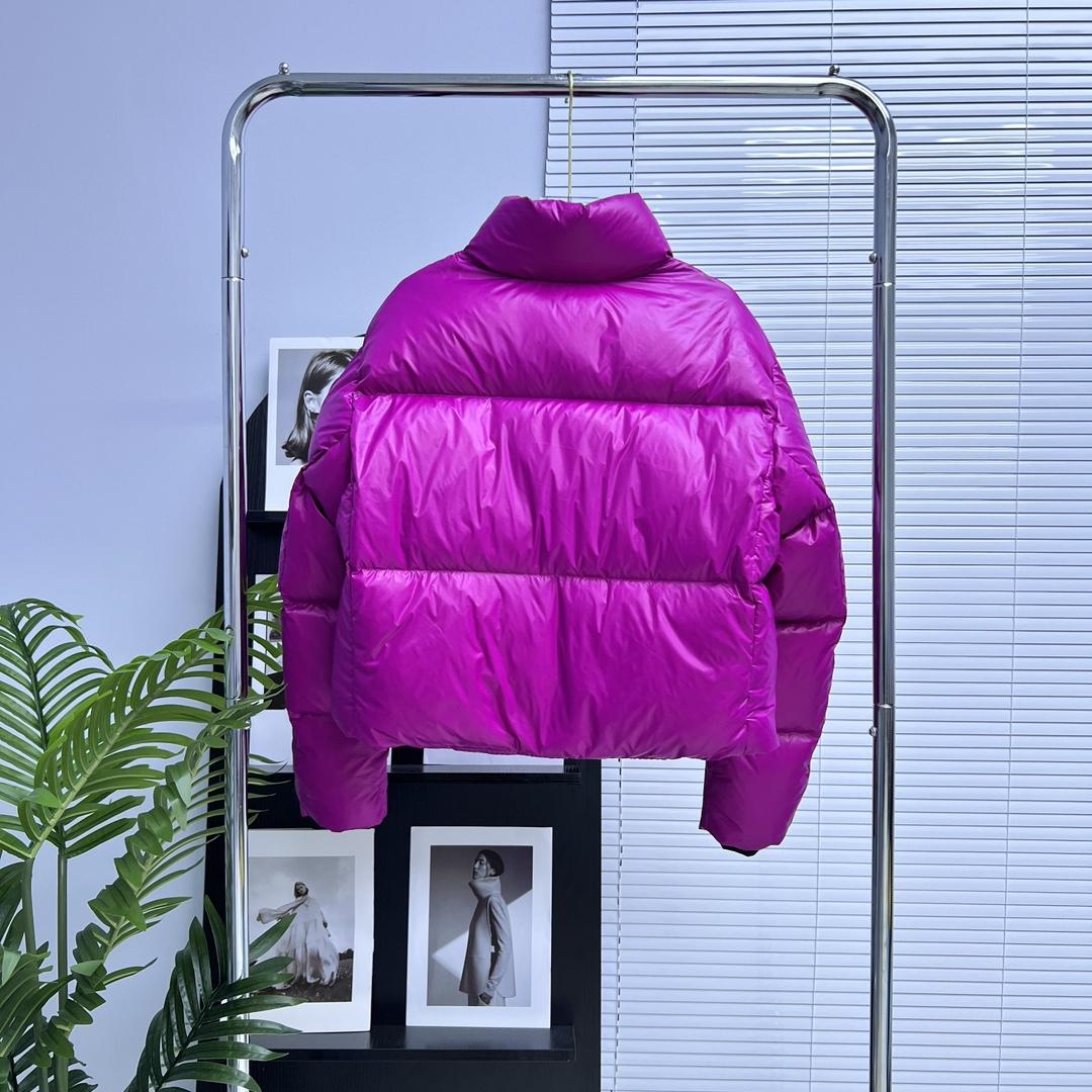 Canada Goose Cypress Cropped Puffer - DopestKickz