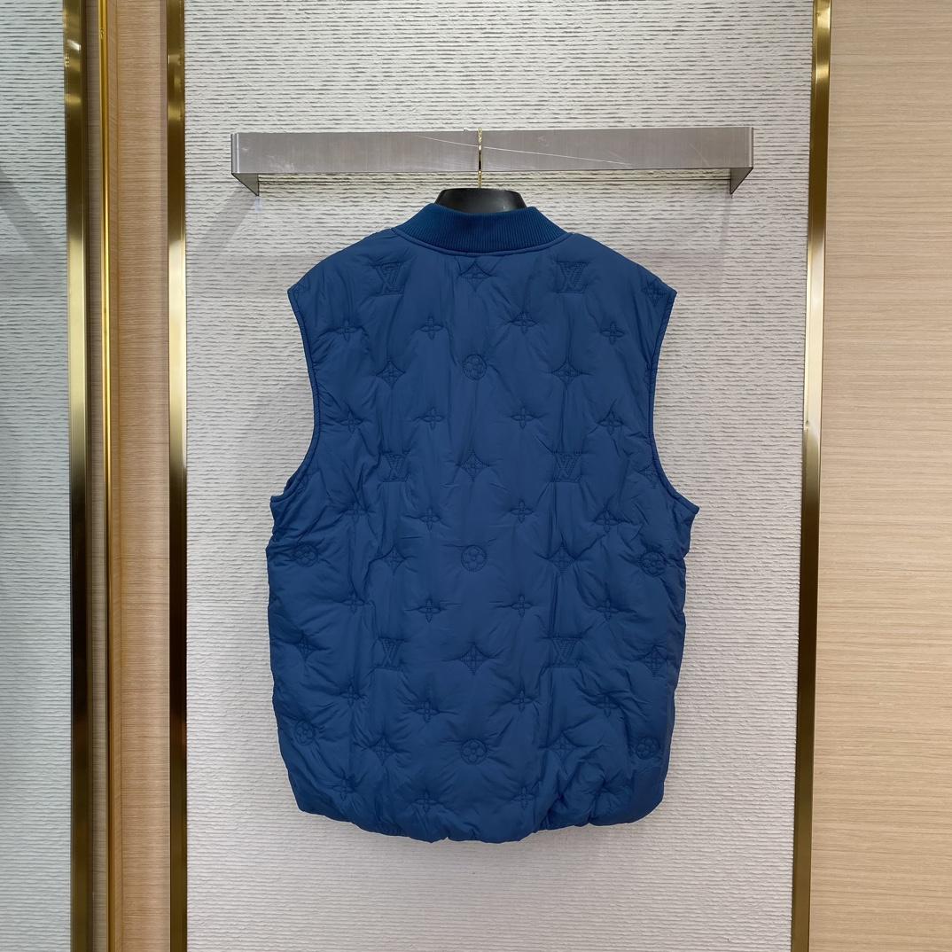Louis Vuitton Monogram Quilted Gilet     1AFADW - DopestKickz