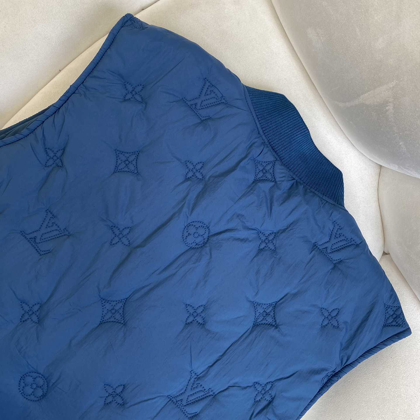 Louis Vuitton Monogram Quilted Gilet     1AFADW - DopestKickz