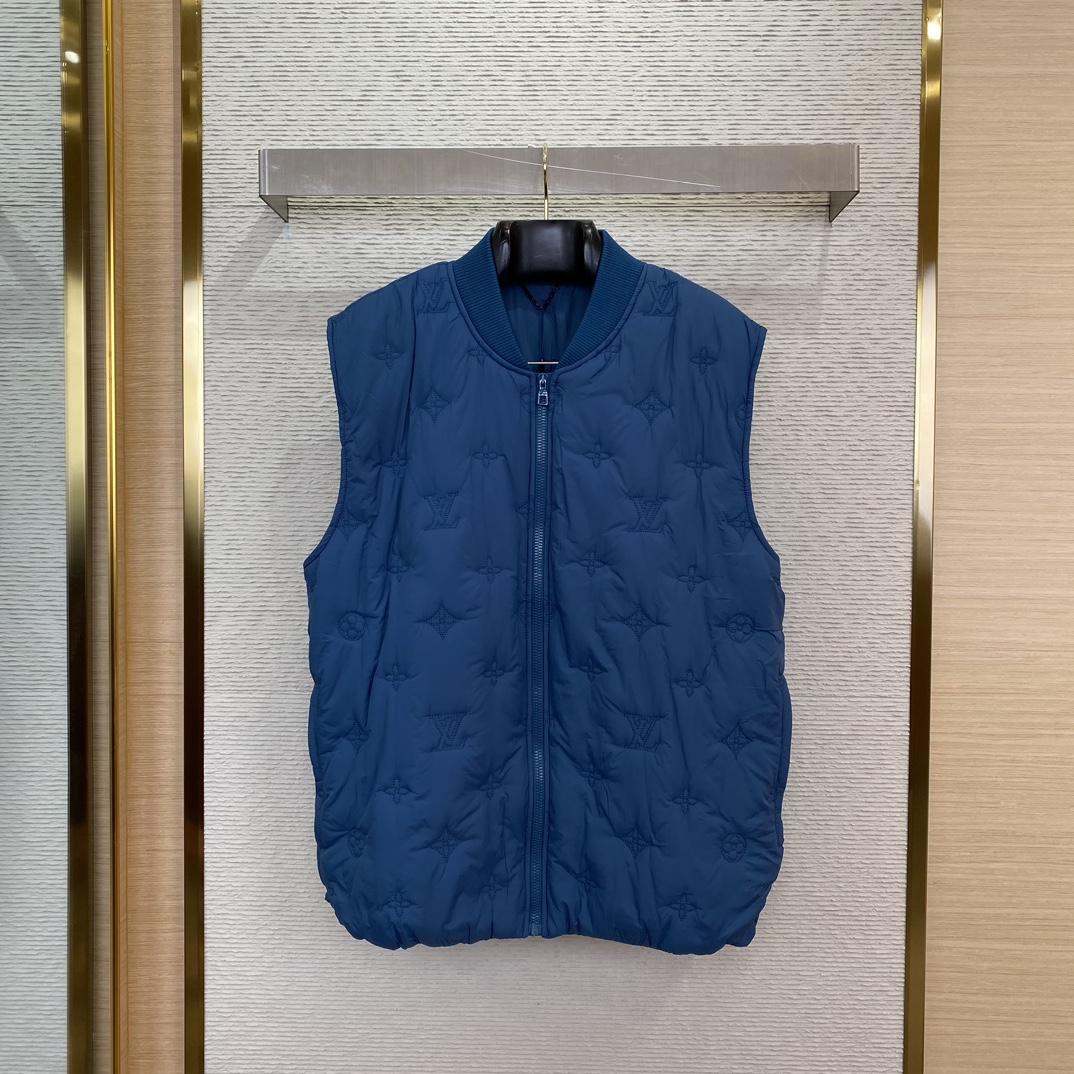 Louis Vuitton Monogram Quilted Gilet     1AFADW - DopestKickz