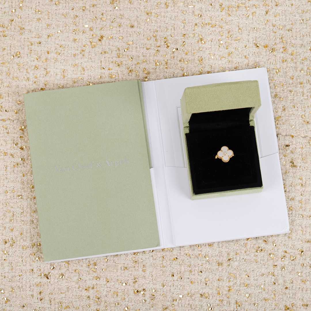Van Cleef & Arpels Rings - DopestKickz