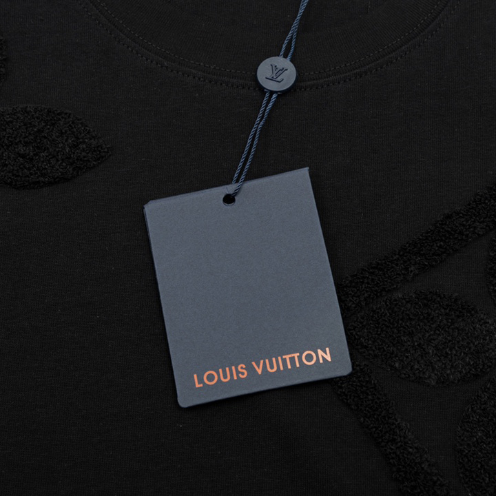 Louis Vuitton Cotton T-shirt - DopestKickz