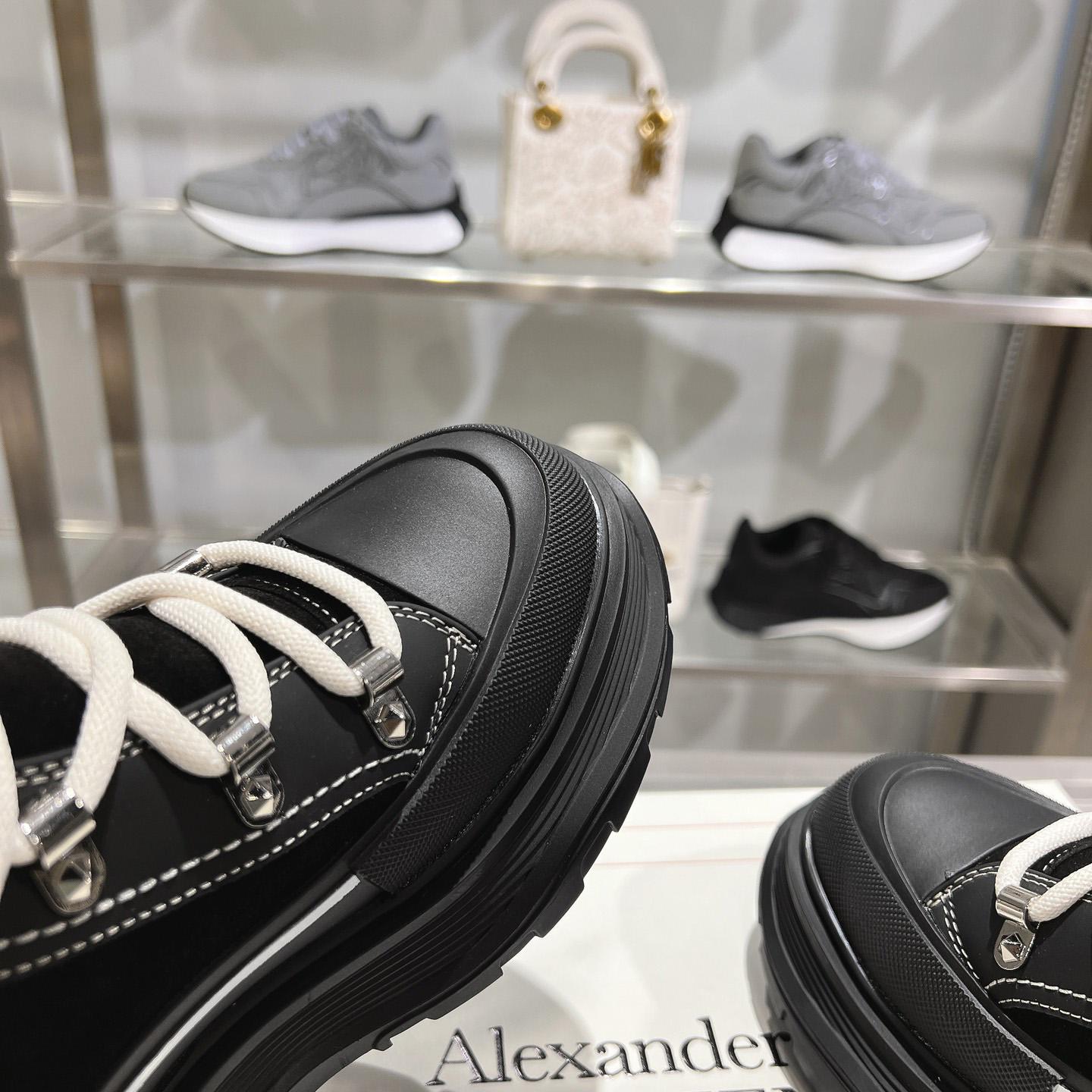 Alexander Mcqueen 50mm lace-up ankle boots - DopestKickz