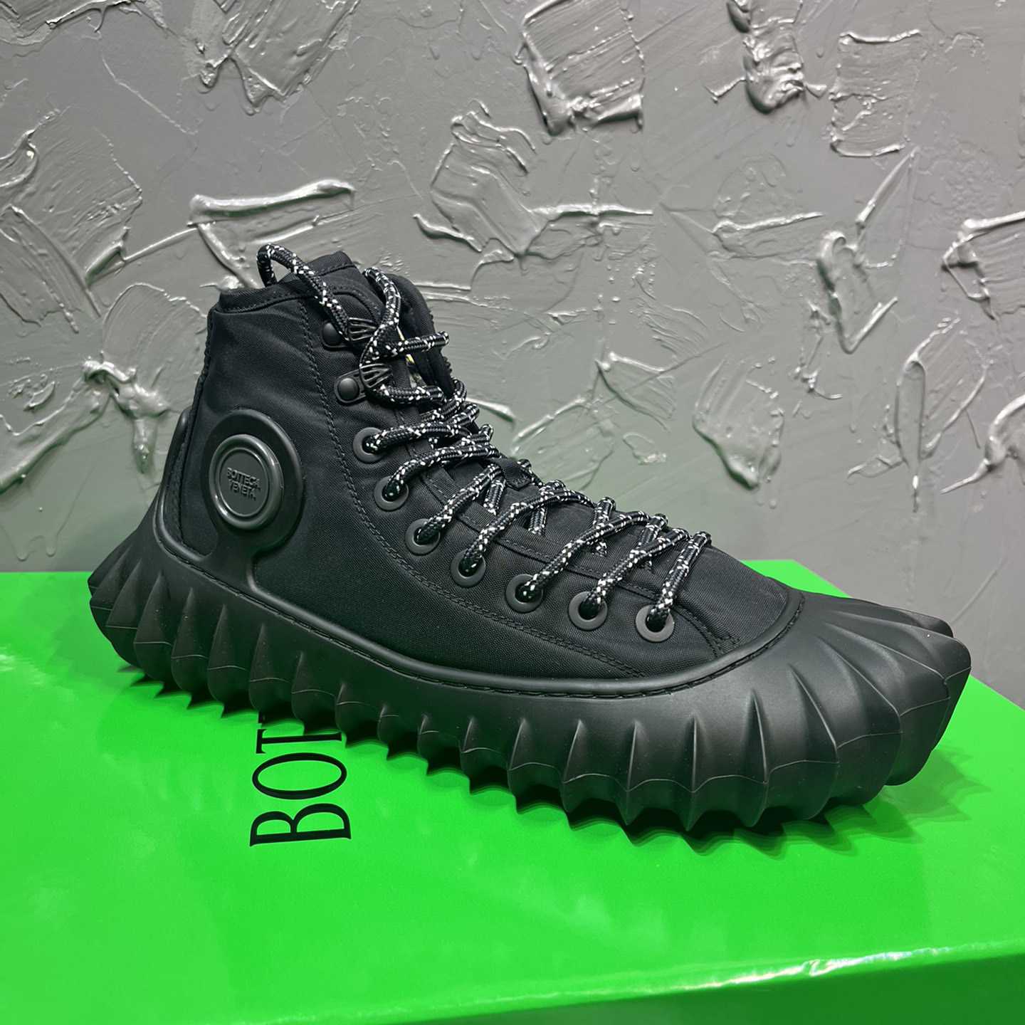 Bottega Veneta Denver Sneaker - DopestKickz