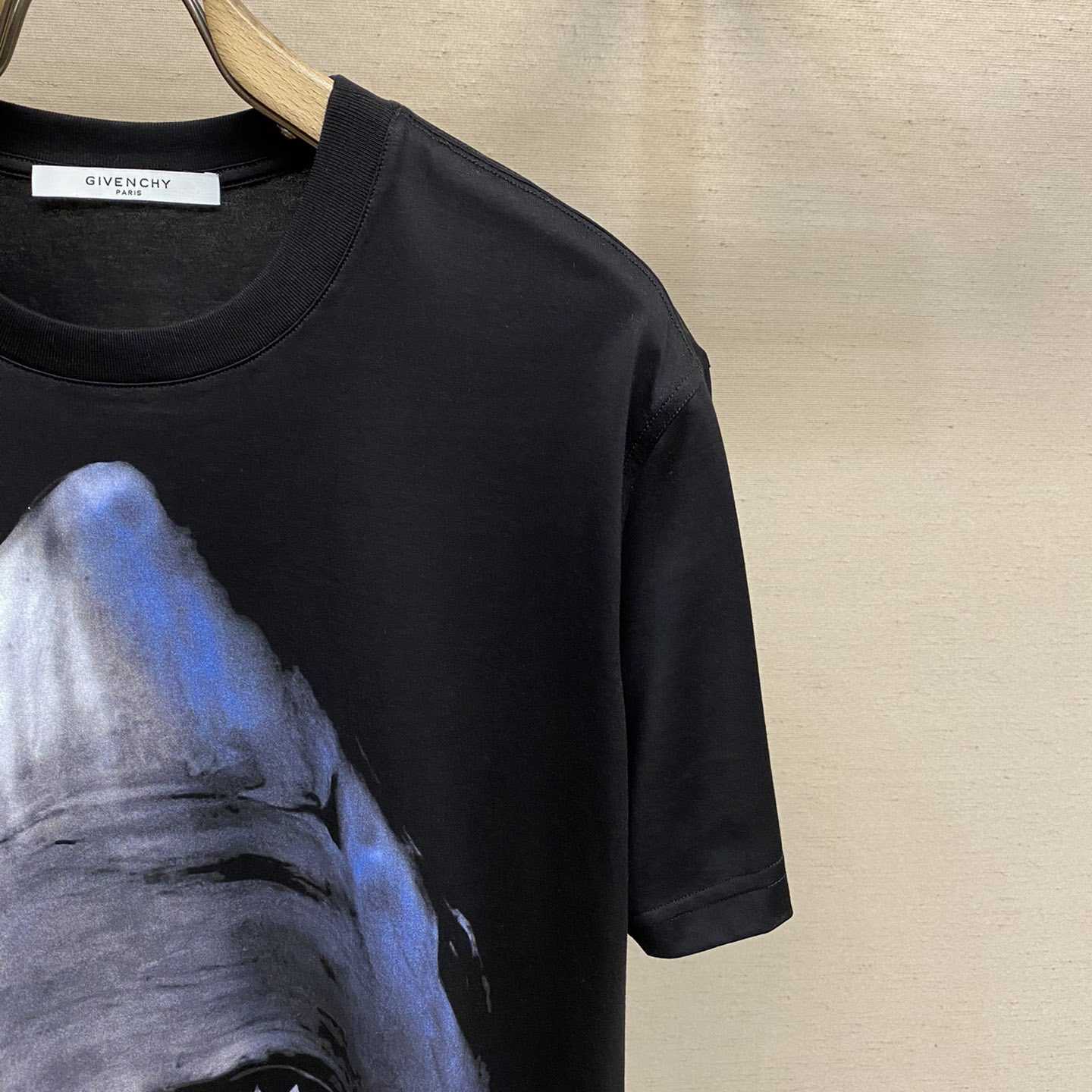 Givenchy Black Shark T-Shirt - DopestKickz
