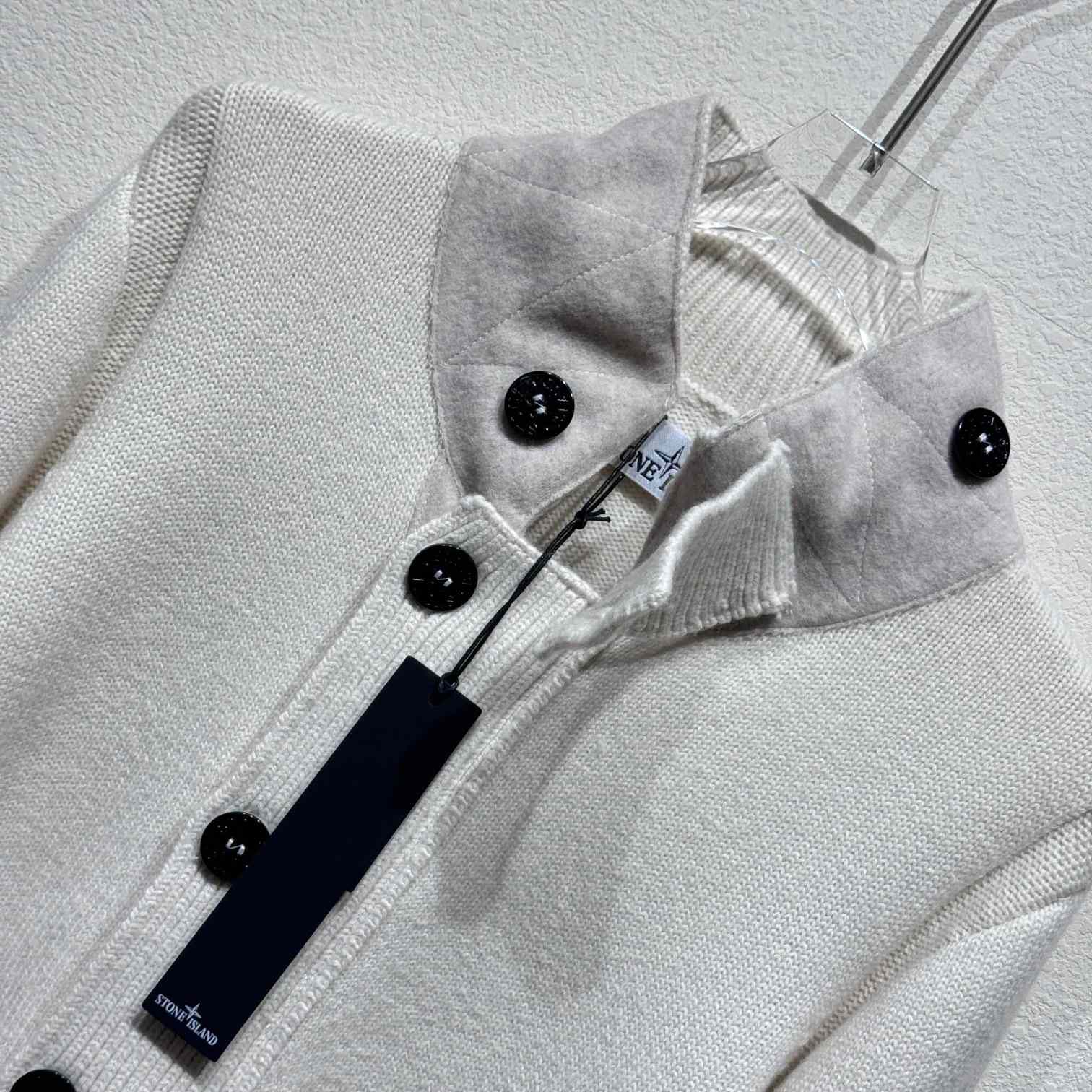 Stone Island Cardigan - DopestKickz