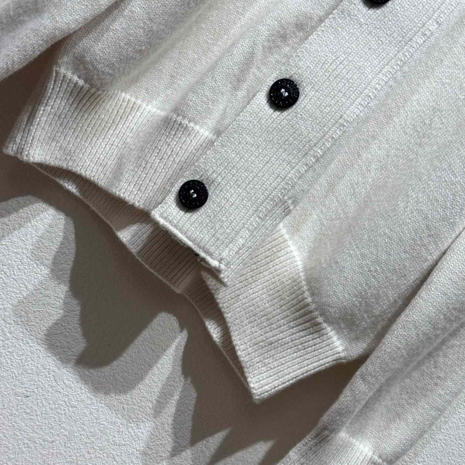 Stone Island Cardigan - DopestKickz