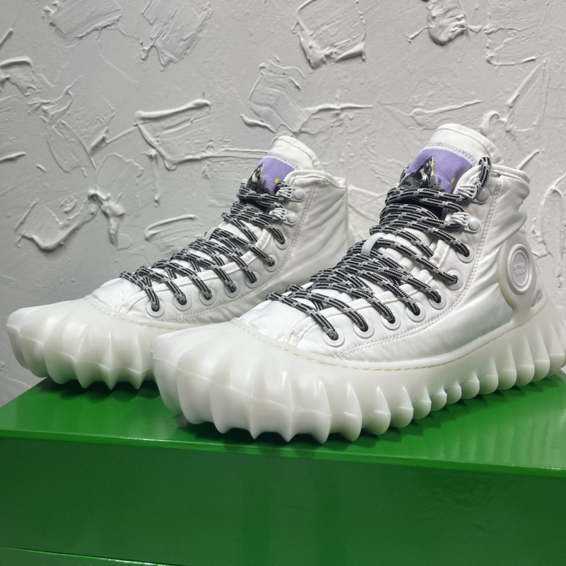 Bottega Veneta Denver Sneaker - DopestKickz