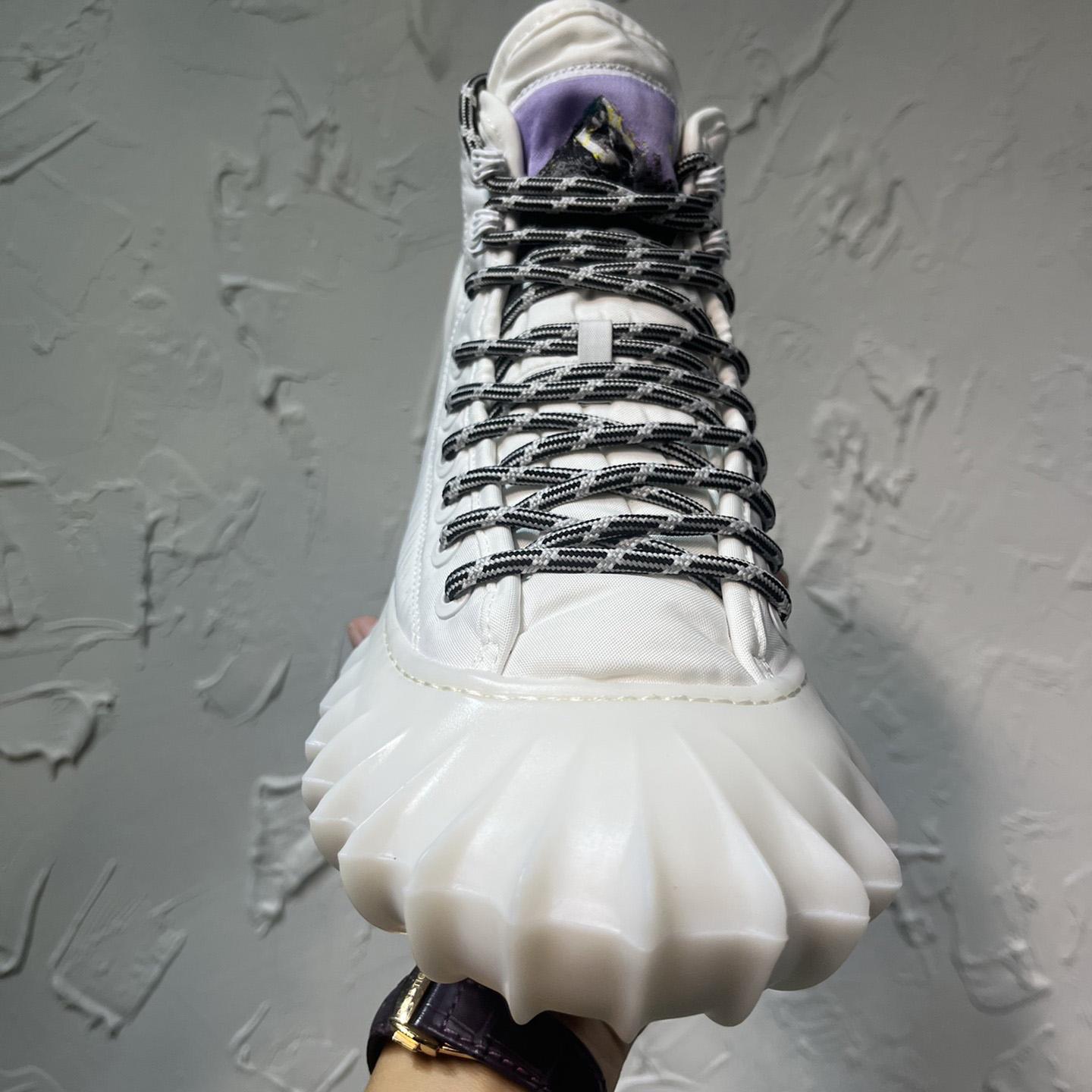 Bottega Veneta Denver Sneaker - DopestKickz