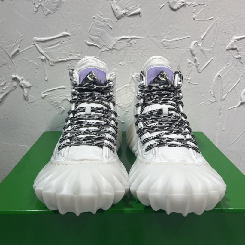 Bottega Veneta Denver Sneaker - DopestKickz