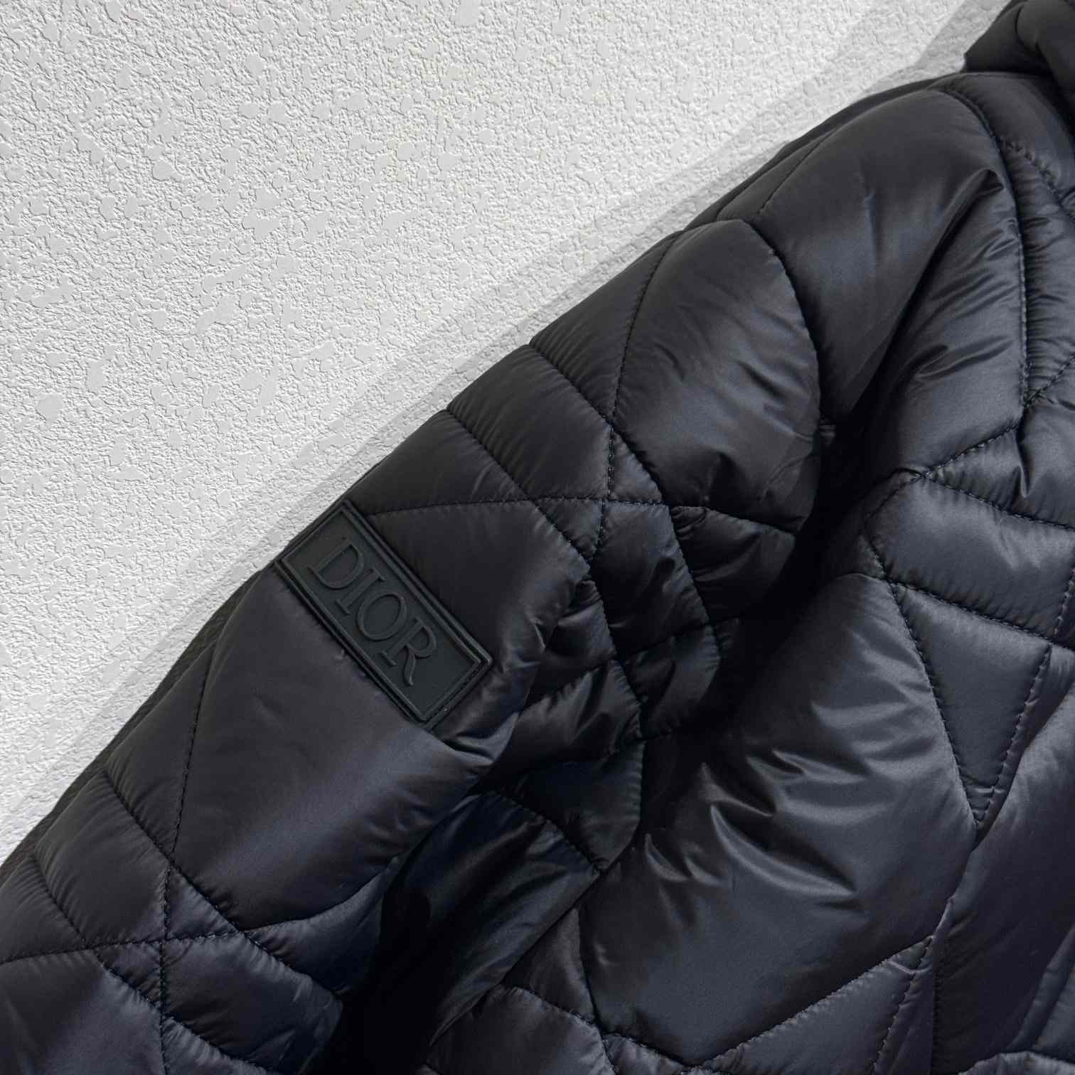 Dior Puffer Jacket - DopestKickz