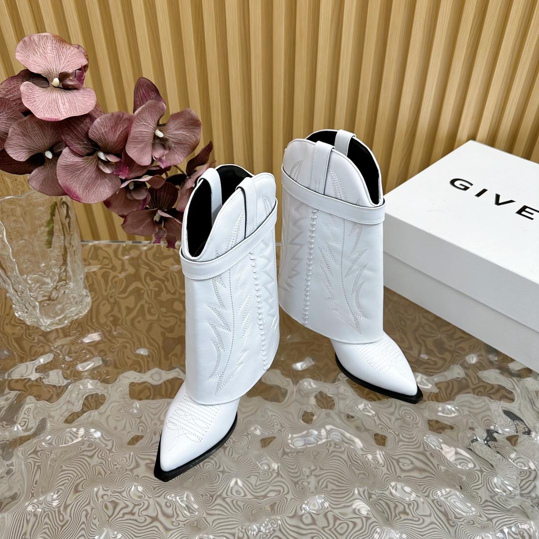 Givenchy Shark Lock Cowboy Ankle Boots In Leather - DopestKickz