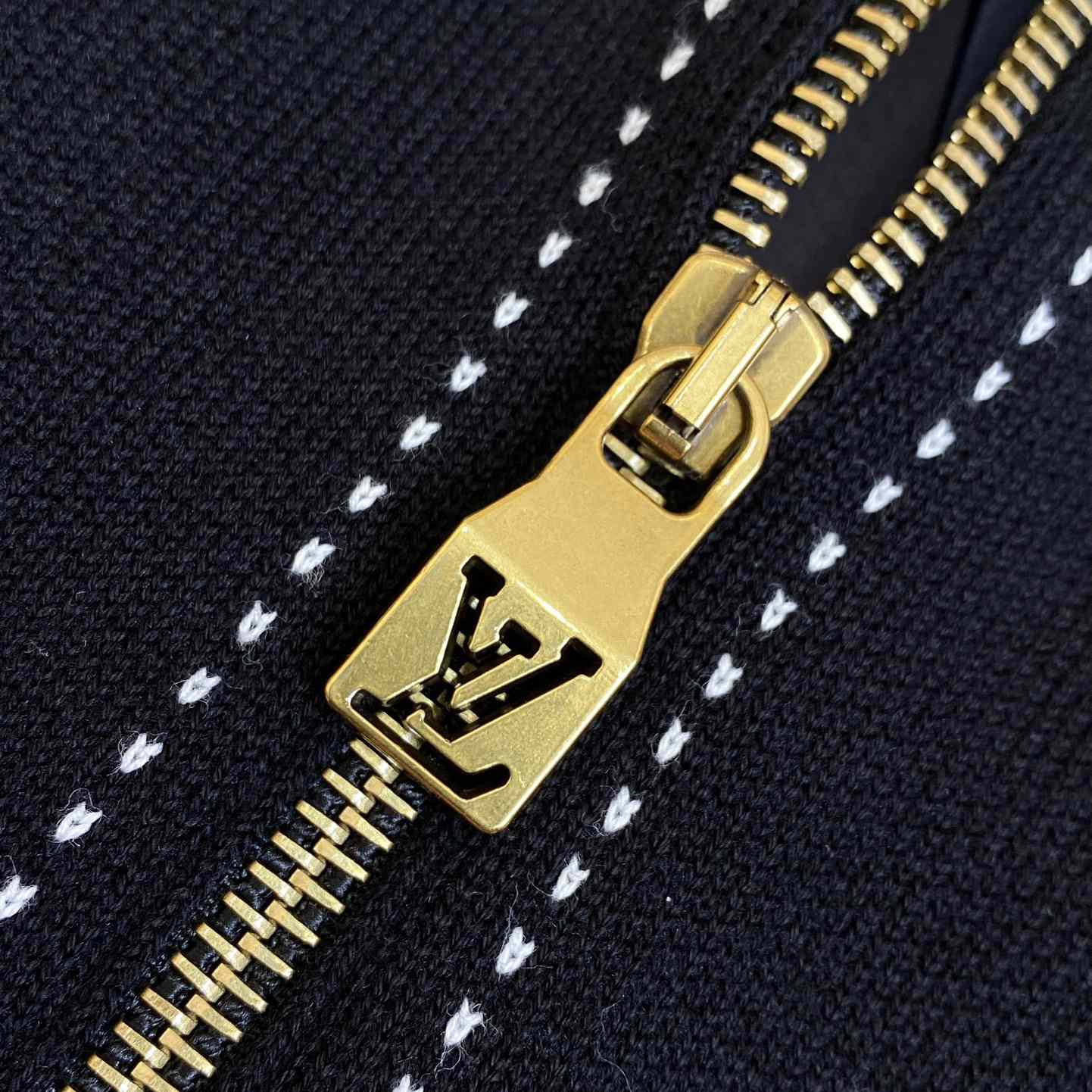 Louis Vuitton Graphic Intarsia Zipped Cotton Hoodie   1AFXKW - DopestKickz
