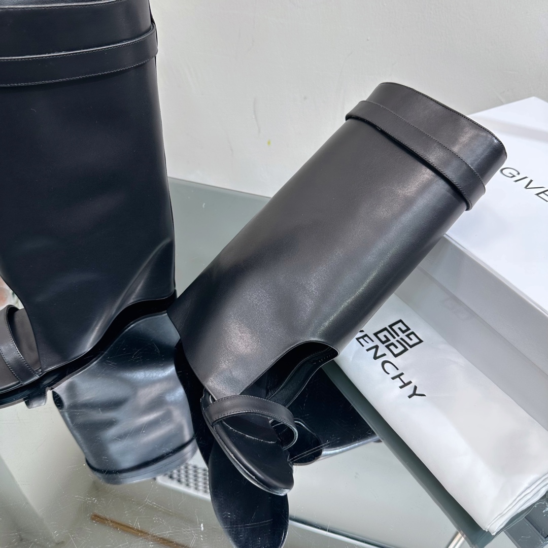 Givenchy Shark Lock Sandals In Leather - DopestKickz