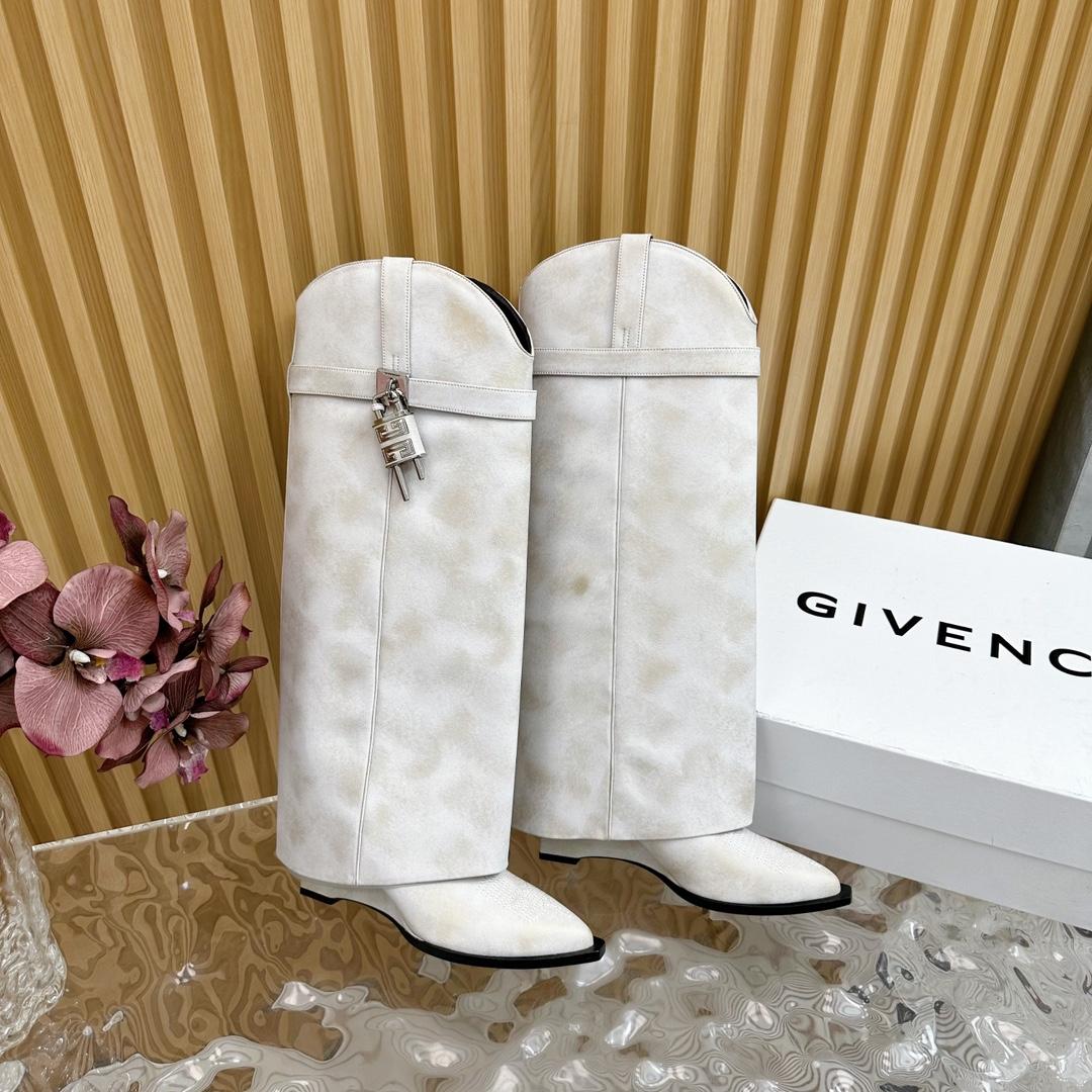 Givenchy Shark Lock Cowboy Boots In Aged Leather - DopestKickz