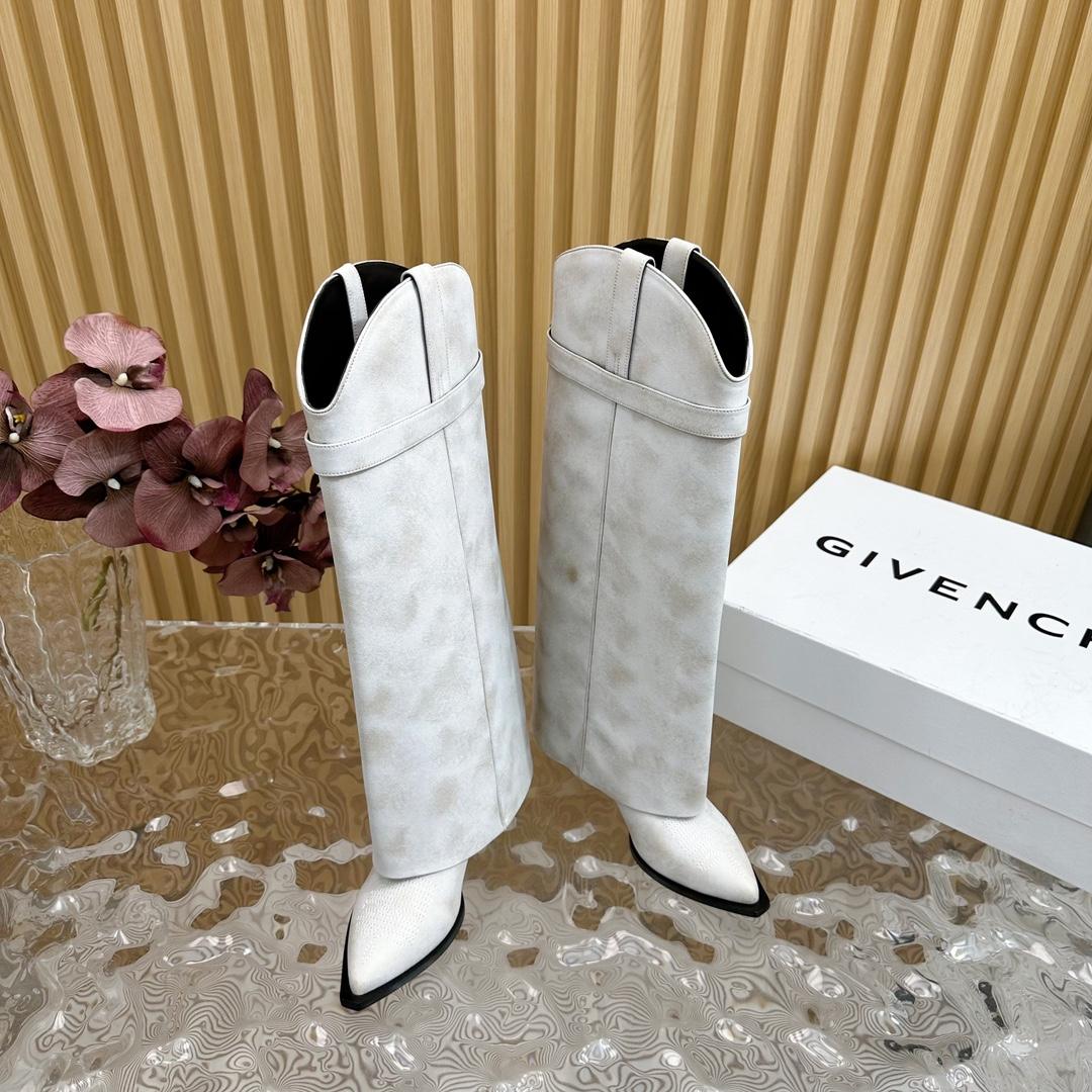 Givenchy Shark Lock Cowboy Boots In Aged Leather - DopestKickz