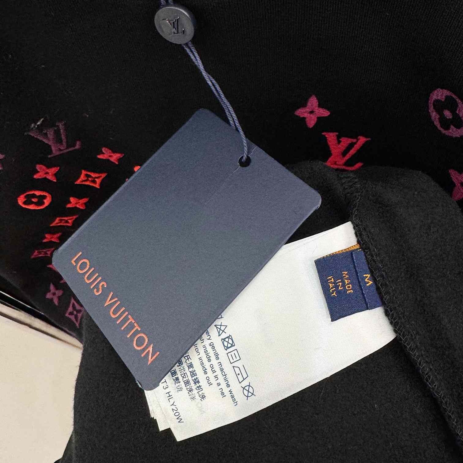 Louis Vuitton Monogram Sweatshirt - DopestKickz